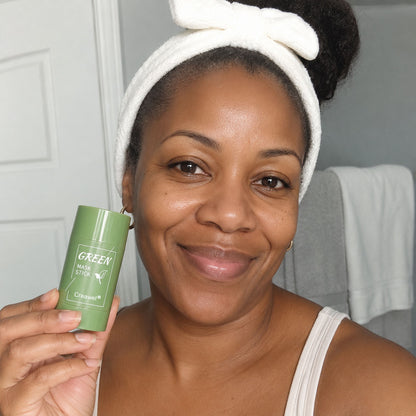 Creawel ®Clear Pores in 10 Minutes! The No-Mess Green Tea Stick for Flawless, Oil-Free Skin.